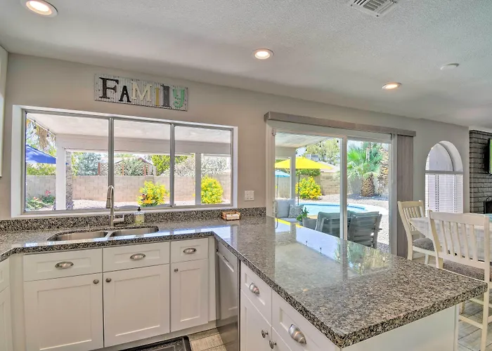 Holiday home Pool & Putting Green: Scottsdale Family Escape
